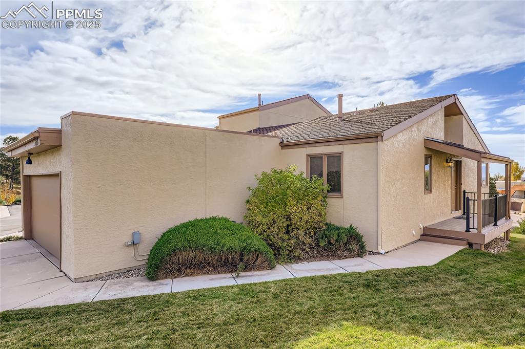 368 Mission Hill Way photo 3