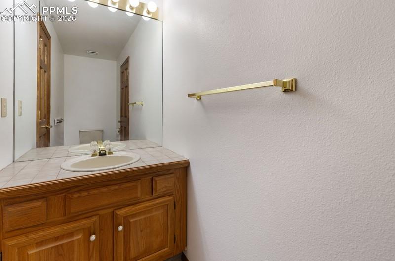 Half bath #2 on main