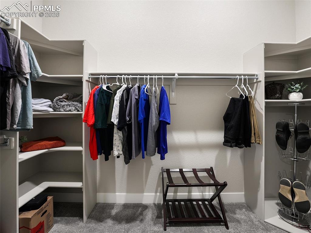 Walk-In Closets