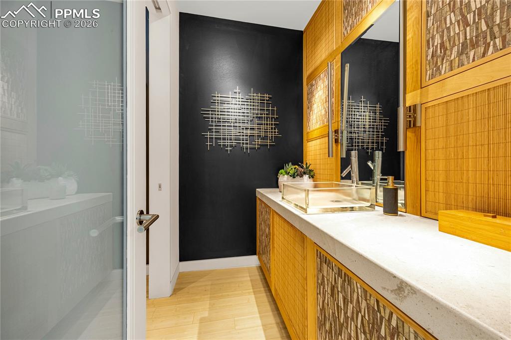 Main level powder room