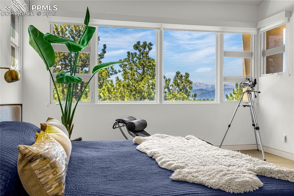 Pikes Peak views from primary