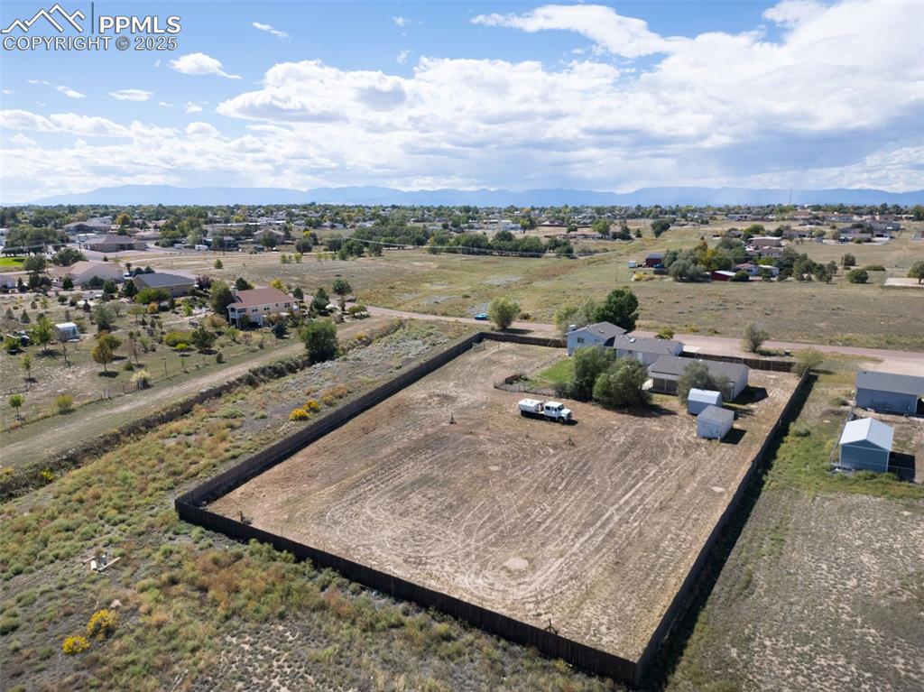 434 S Latimer Drive photo 2