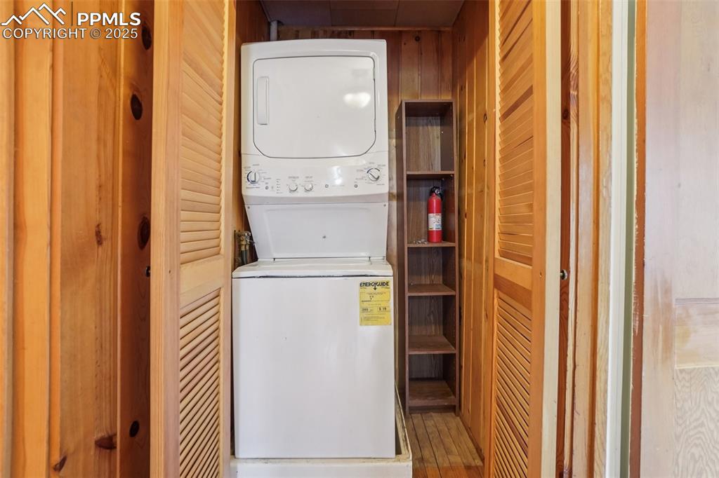 Laundry off primary bedroom