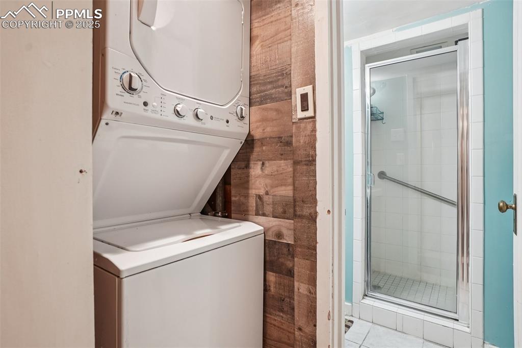 Laundry on the lower level