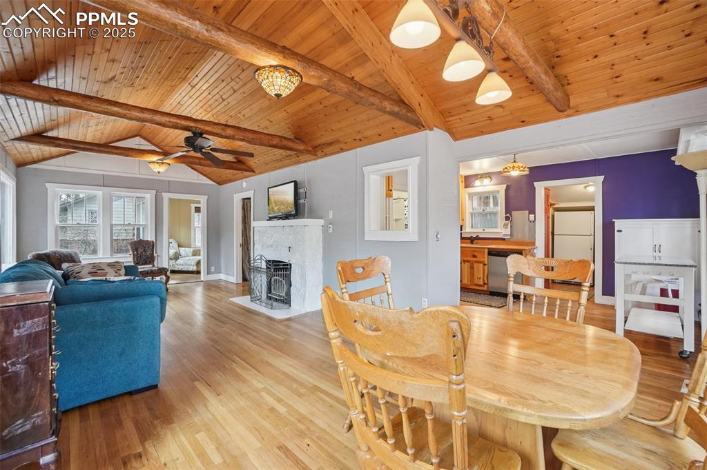 Dining/Breakfast area going into the living room 