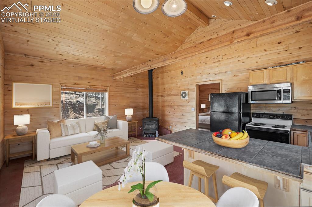 345 Klitowya Trail photo 2