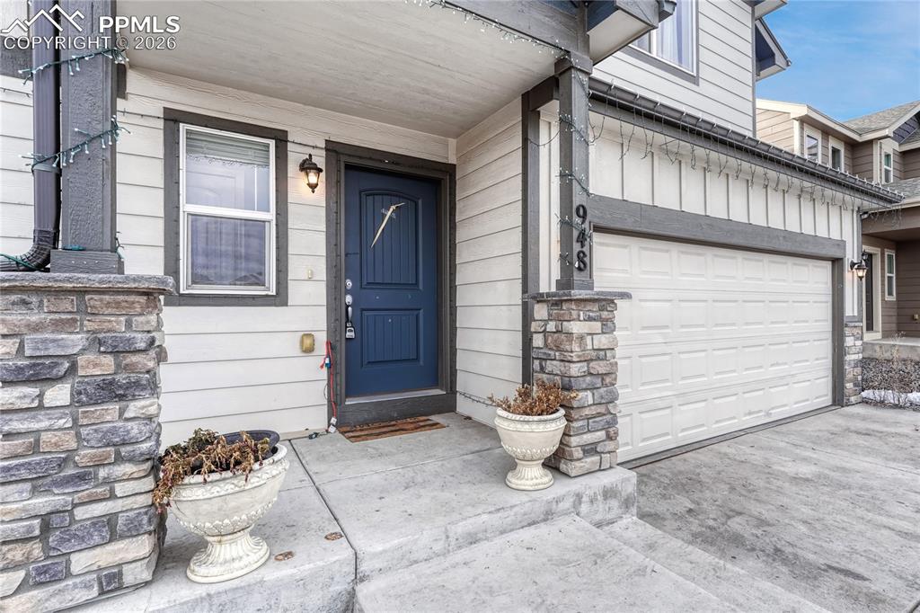 948 Bidwell Drive photo 3