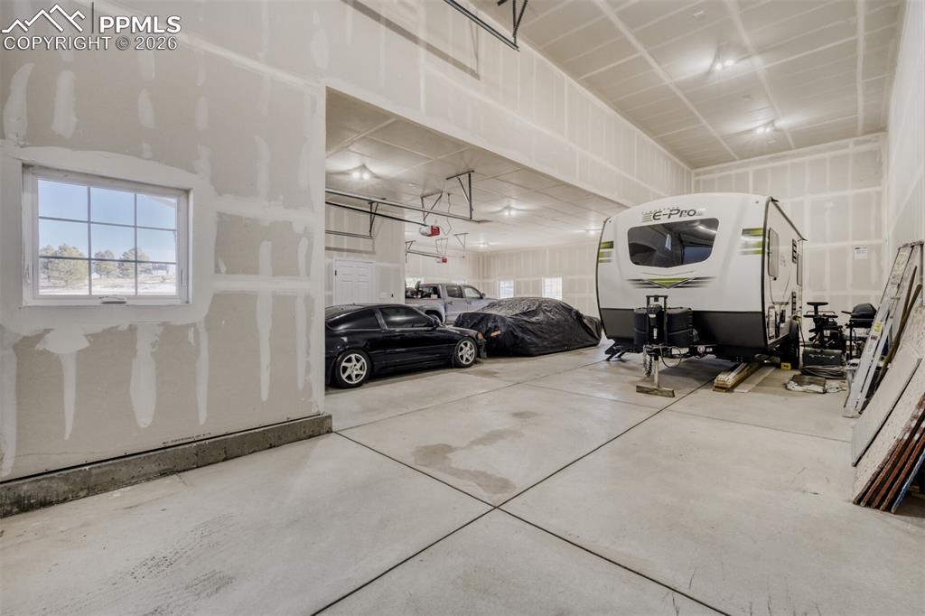 Huge garage with RV parking