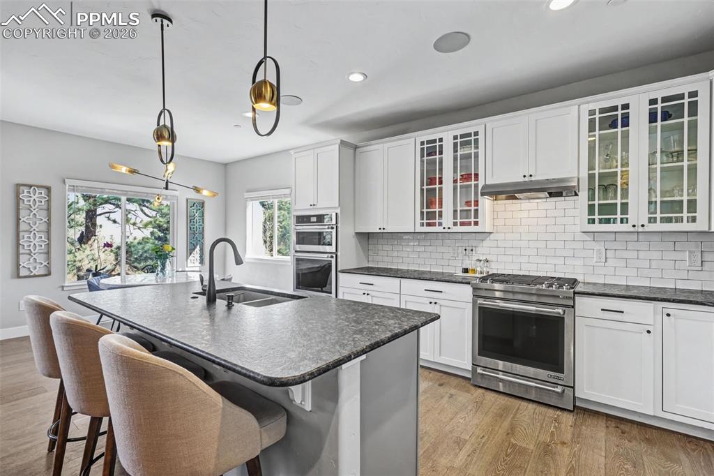 463 Mountain Pass View