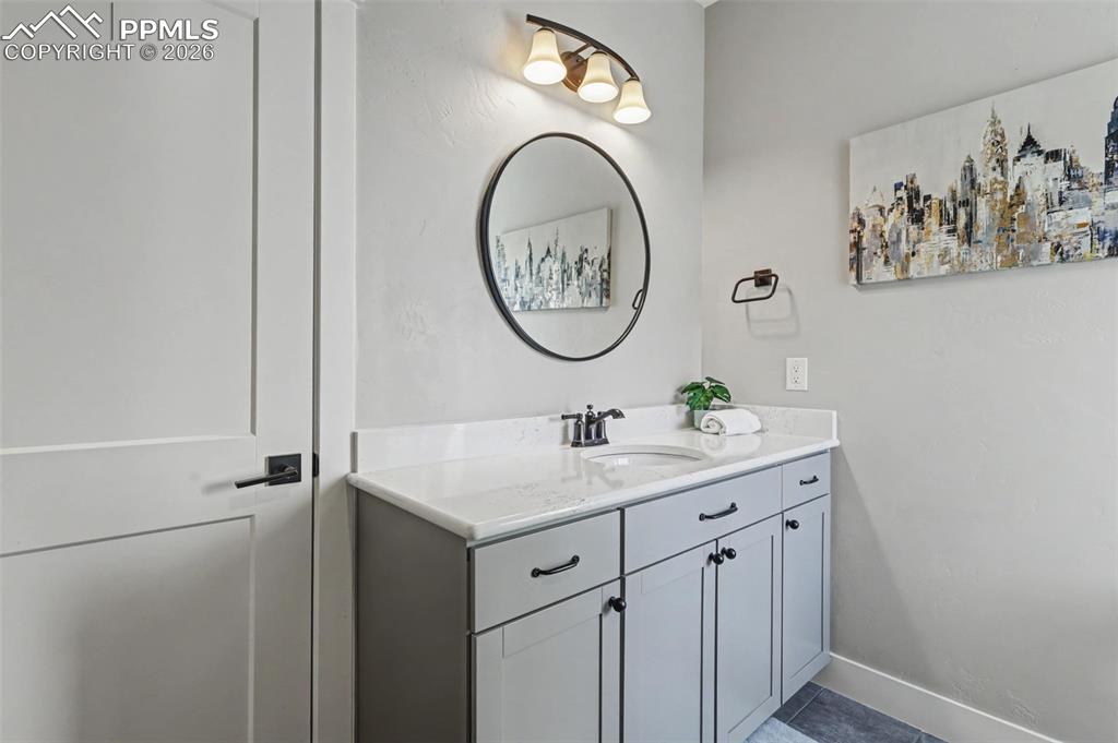 463 Mountain Pass View