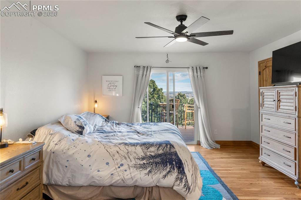 2nd main level bedroom suite with walk out to back deck. 