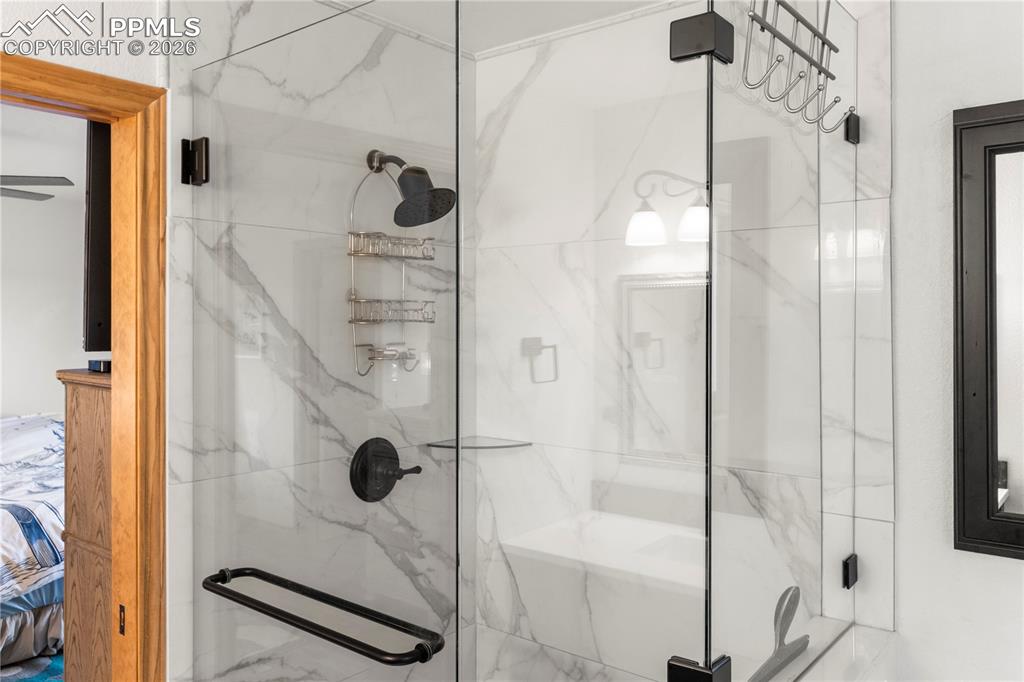 Free standing shower