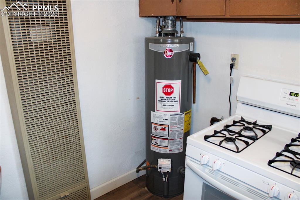 1804 E 11th Street photo 3