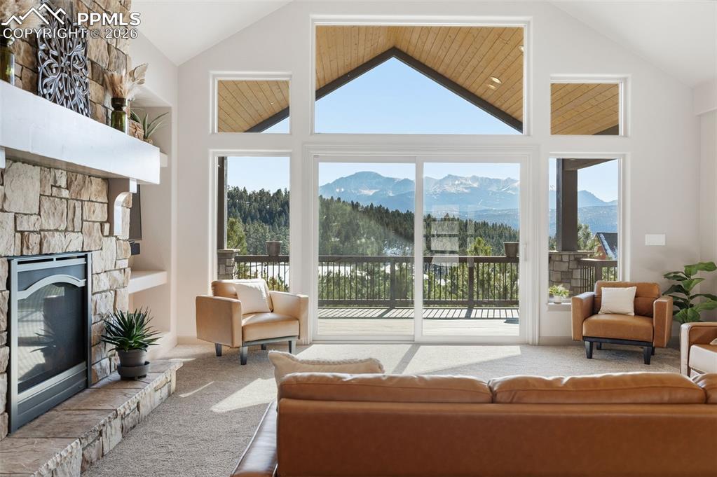 955 Locklin Way photo 3