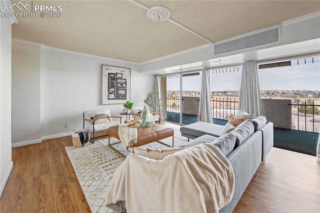 411 Lakewood Circle #A802 photo 3