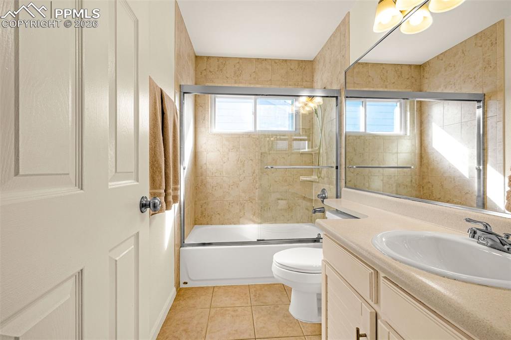 Upstairs Bathroom