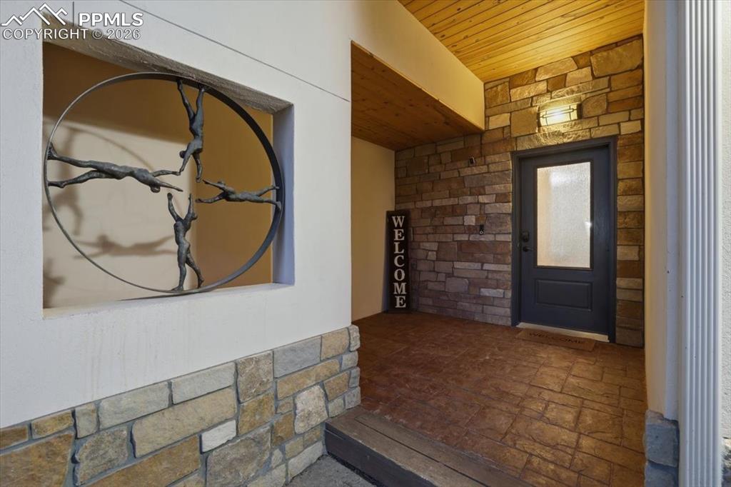 15755 Fools Gold Lane photo 3