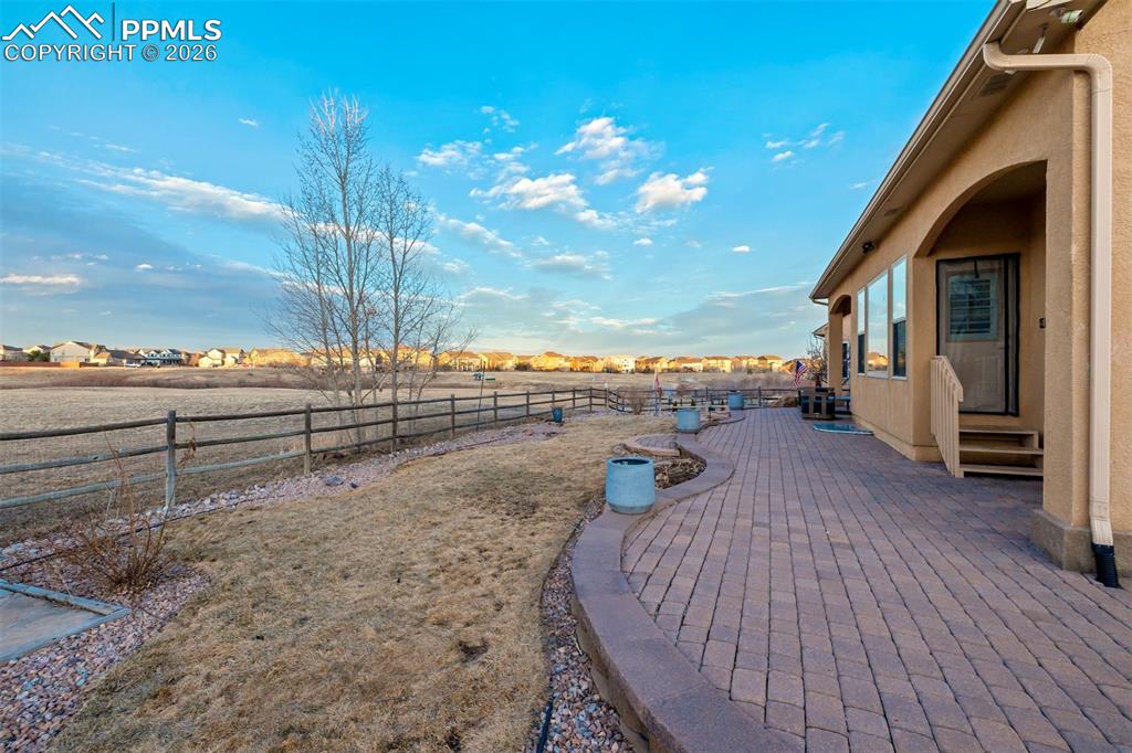 Backs to golf course