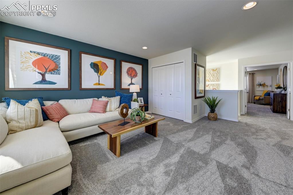 **Pictures are from a previously staged home***