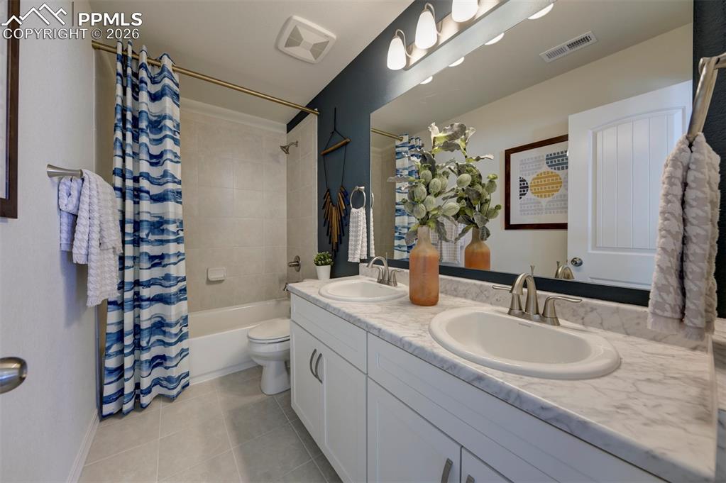 **Pictures are from a previously staged home***