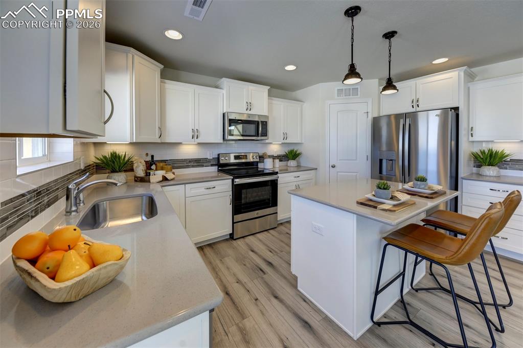 **Pictures are from a previously staged home***