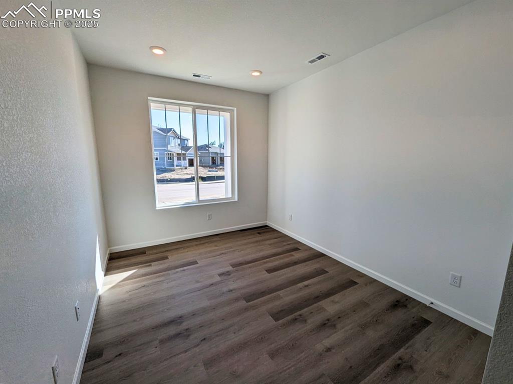 9331 Golden Buffs Drive photo 2