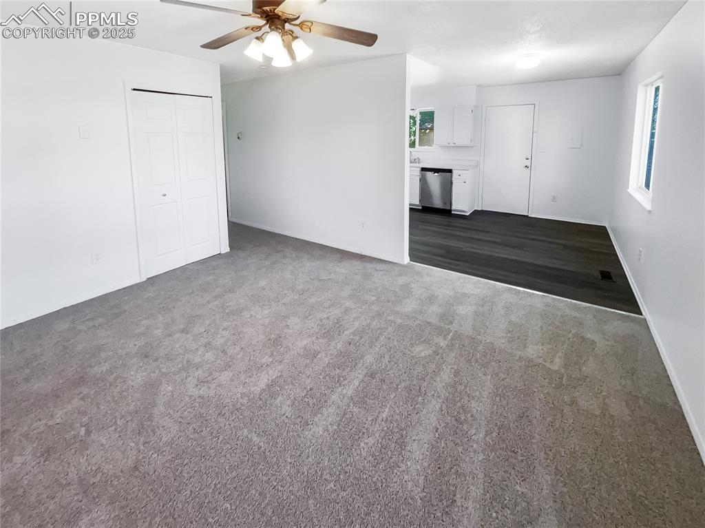 4243 Moonbeam Drive photo 3