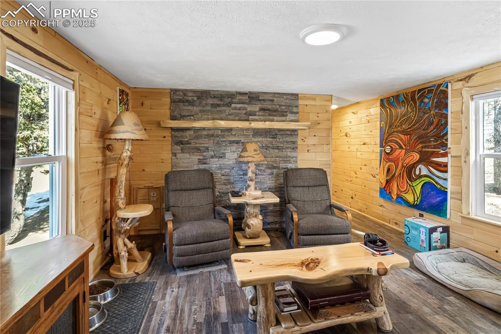 358 Fern Road photo 2