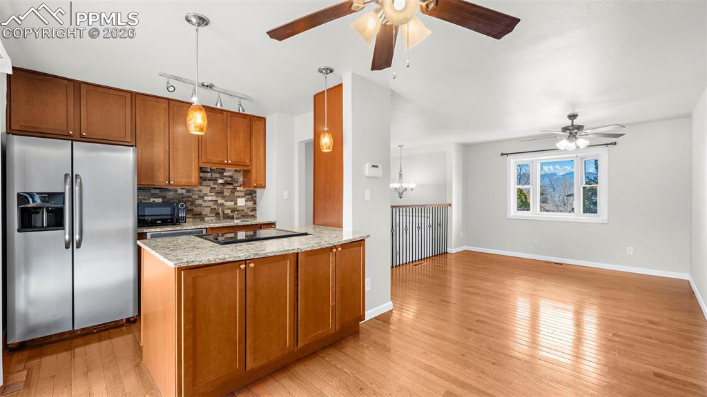 1339 Hiawatha Drive photo 2