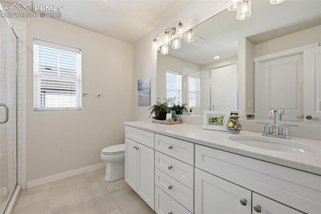 En Suite Bathroom with walk-in shower!