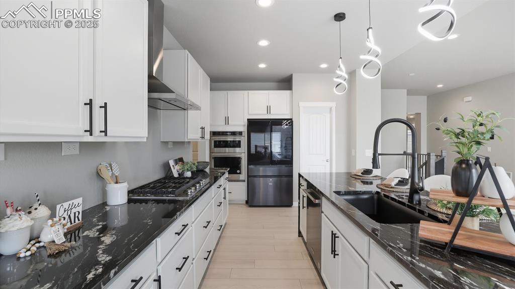 Gorgeous marble look quartz countertops.
