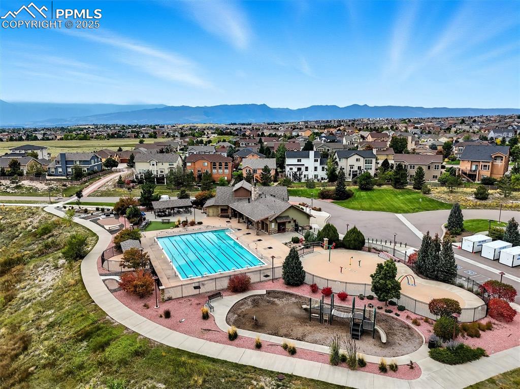 9462 Allouche Street photo 3