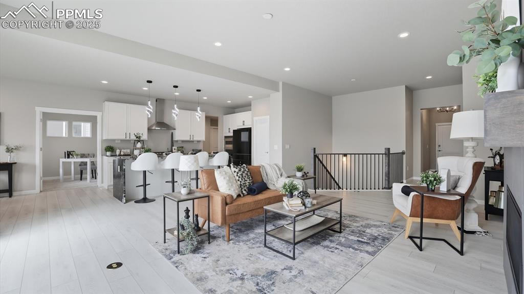 Open floor plan great for entertaining family and friends.