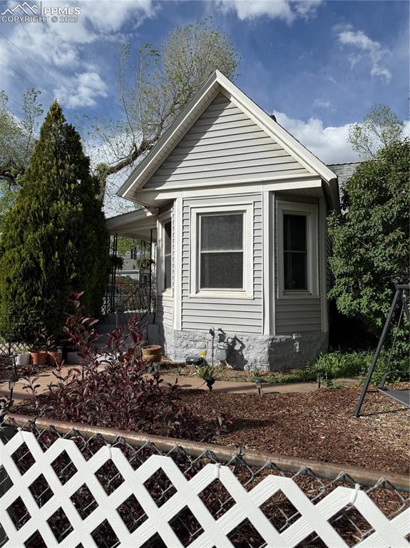 2932 W Kiowa Street photo 3