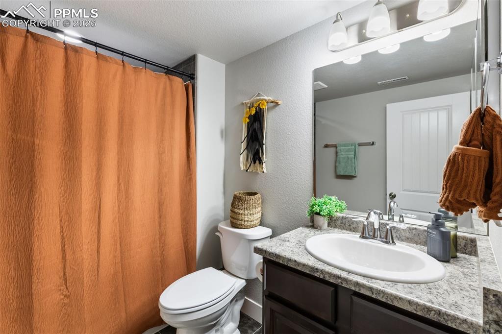 Basement full bathroom