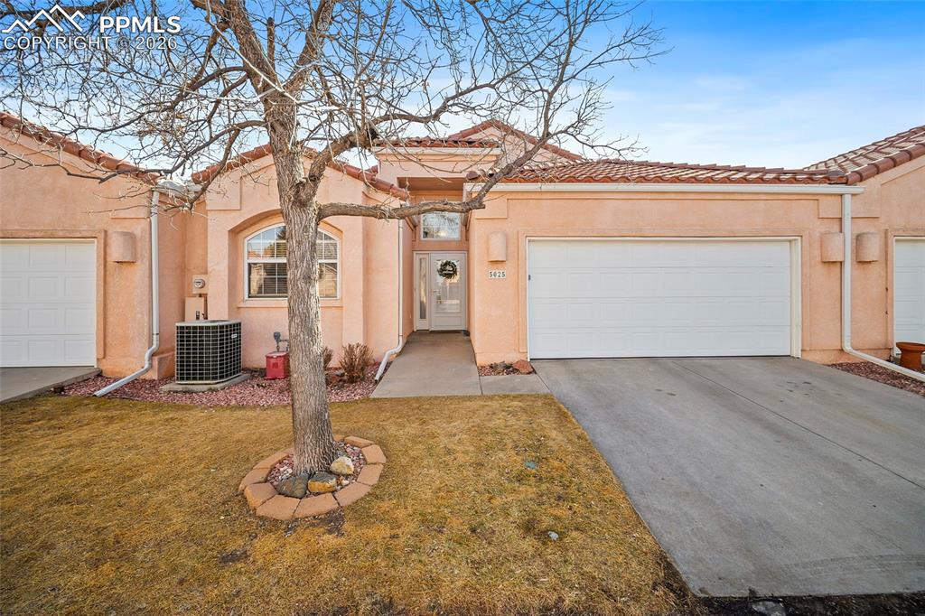 5025 Vista Del Sol Point