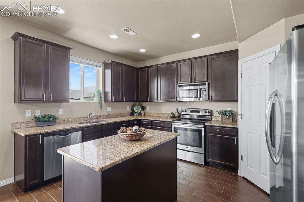 2125 Reed Grass Way