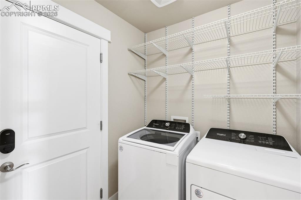 Laundry room with independent washer and dryer