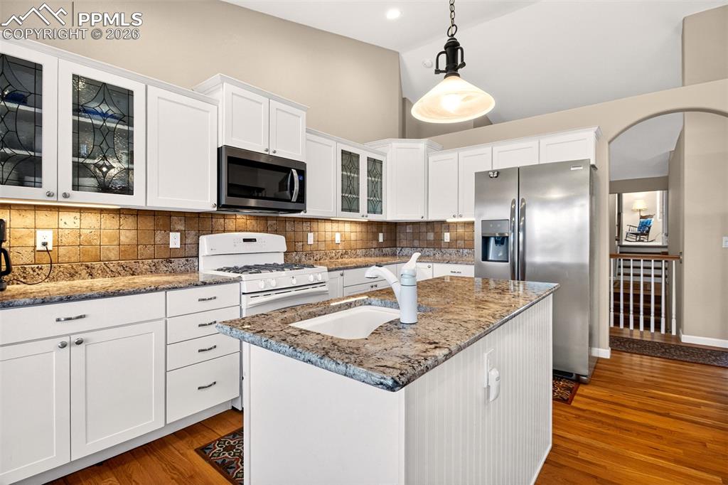 Walk-Thru, Oversized Kitchen, Perfect For Entertaining. 