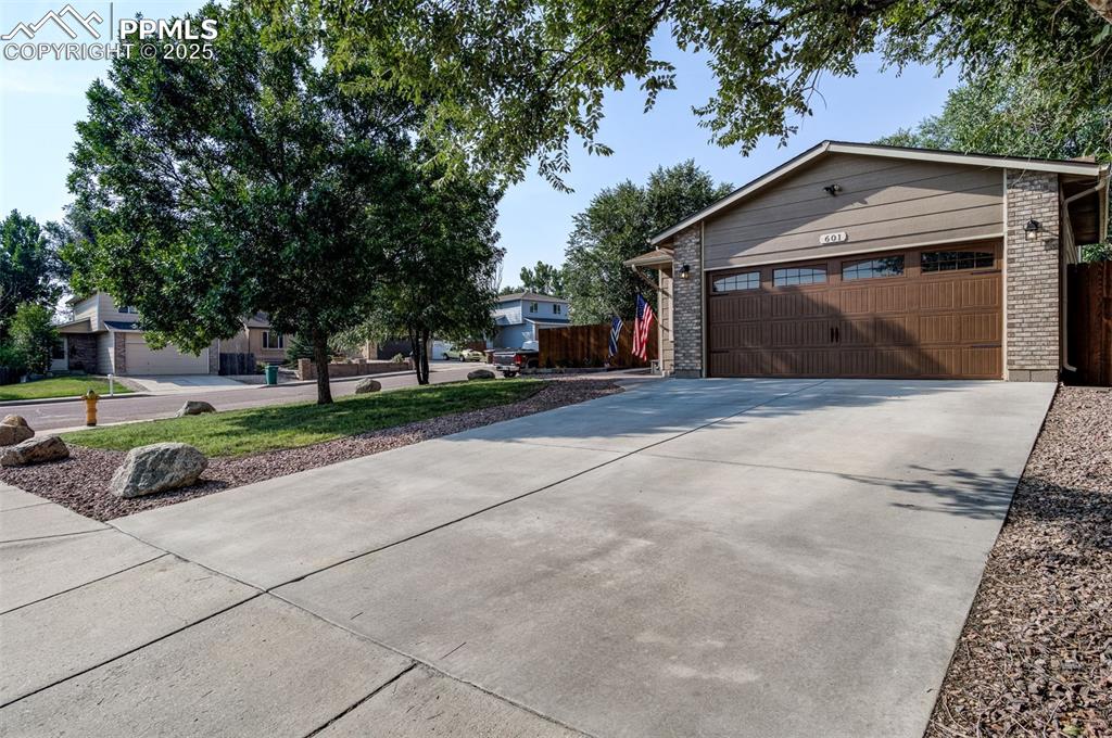 601 Harvest Field Way photo 3