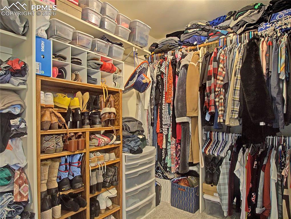 Walk-In Closets
