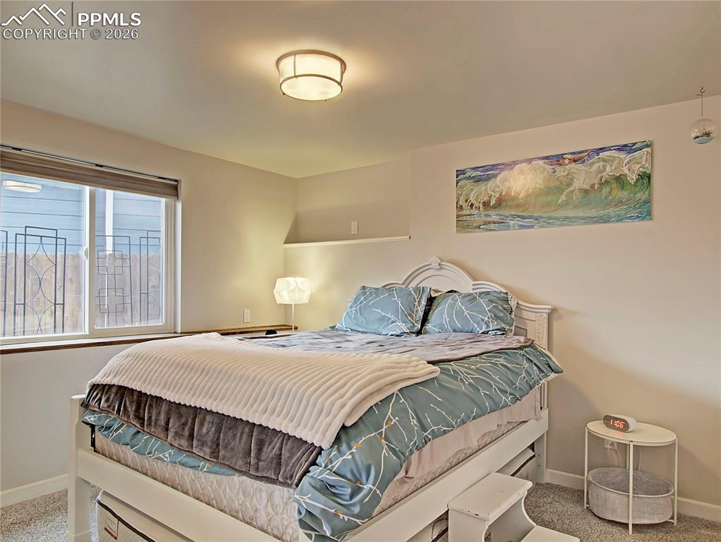 Basement Junior Suite with Sitting area