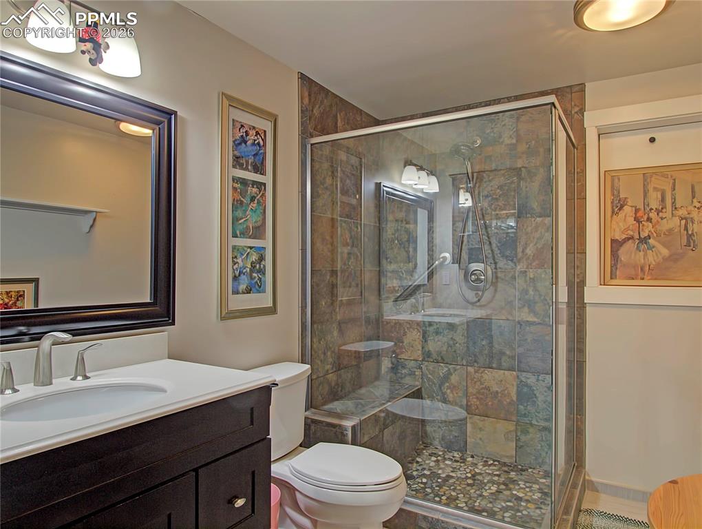 3/4 Bath in Junior Suite