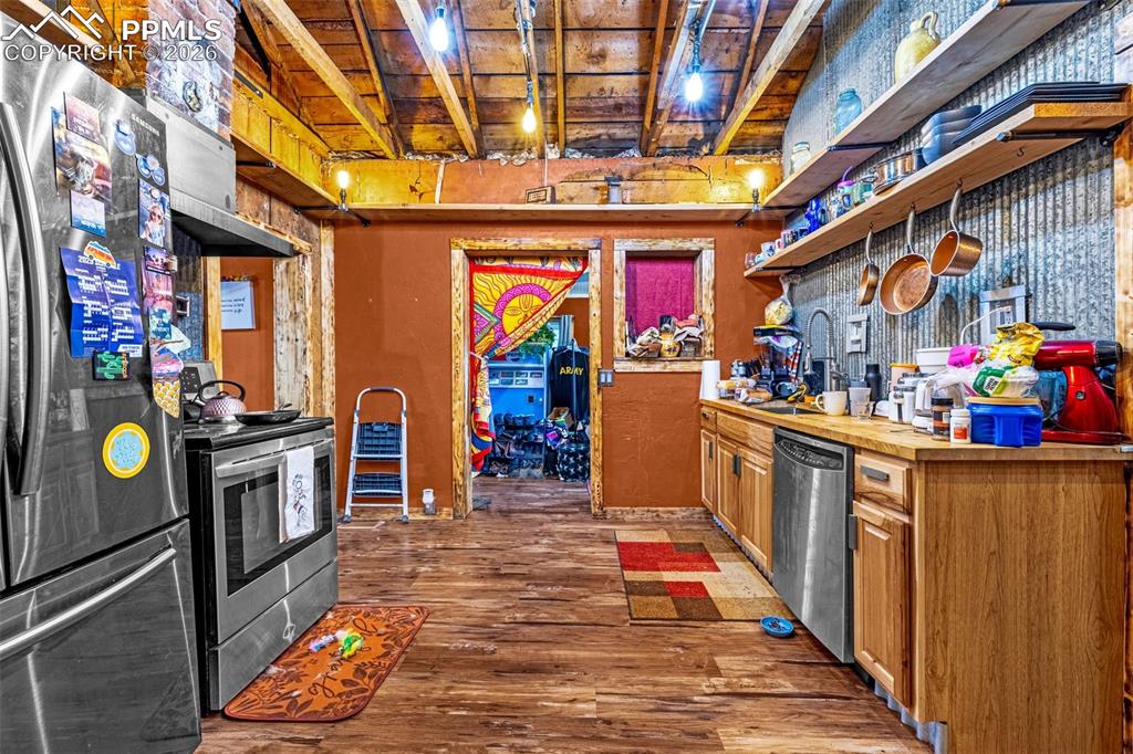 207 W Eaton Avenue photo 3