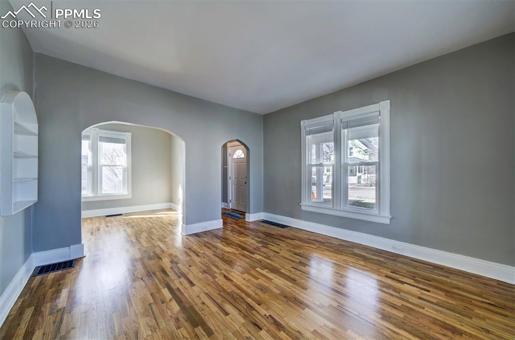 215 E Jefferson Street photo 3