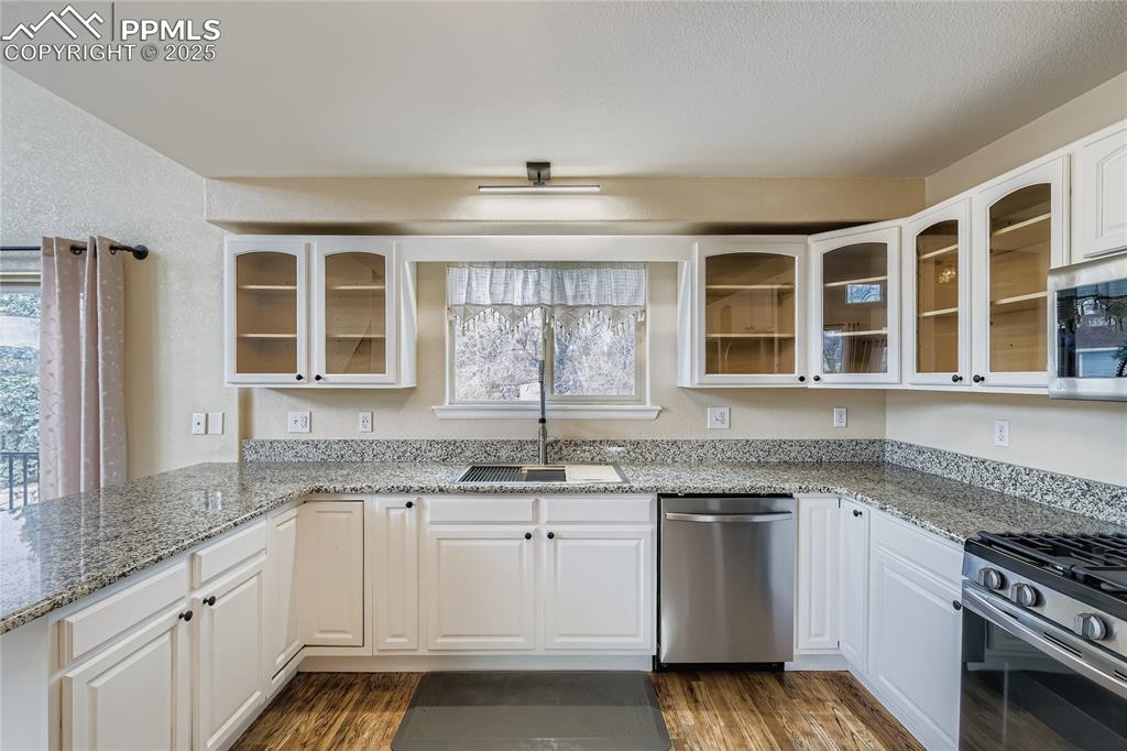 9470 Blue Grass Place photo 3