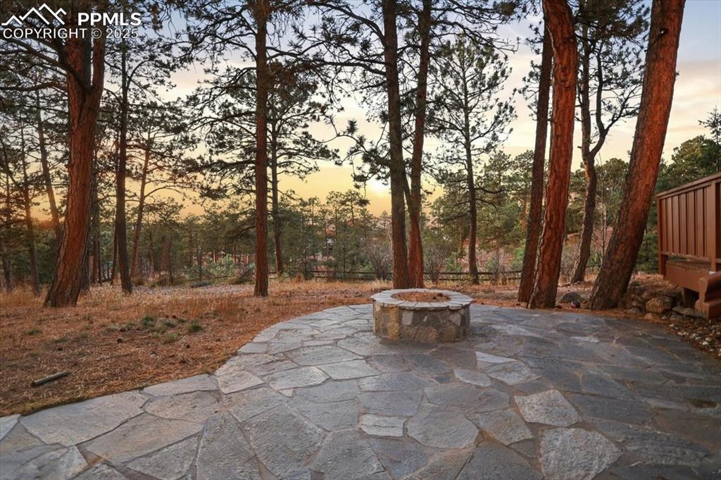 Firepit off of lower patio