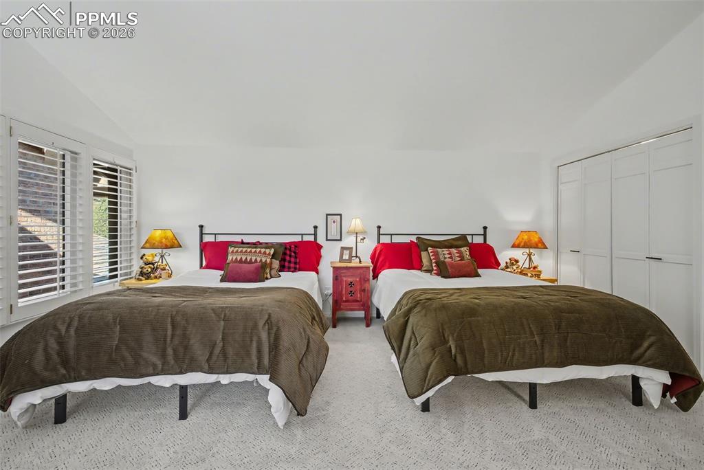 Spacious upper level loft suite