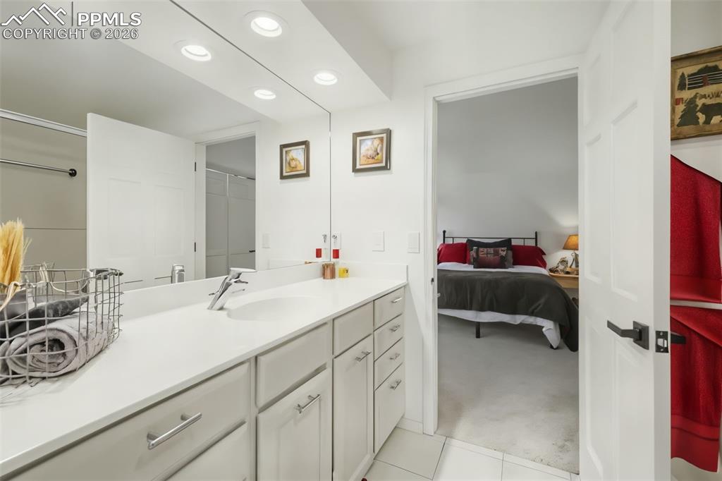 Upper level jack and jill style bathroom