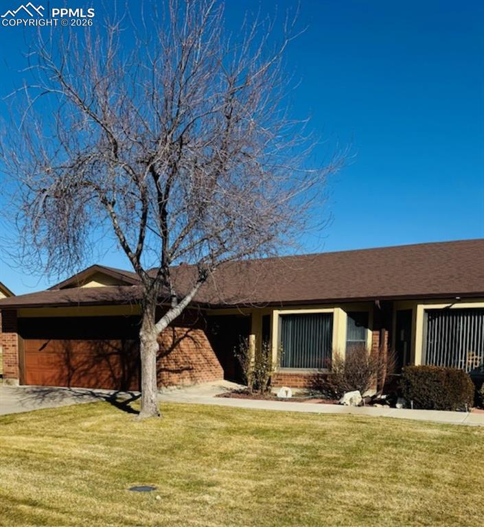 Front of Condo No Snow